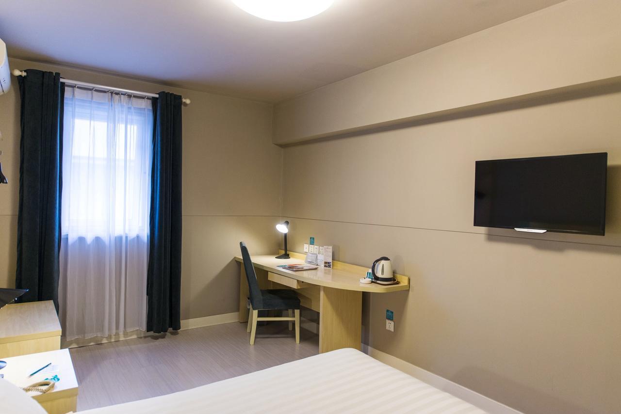 Jinjiang Inn Selected Shenzhen Huanggang Port Huangcheng Plaza מראה חיצוני תמונה