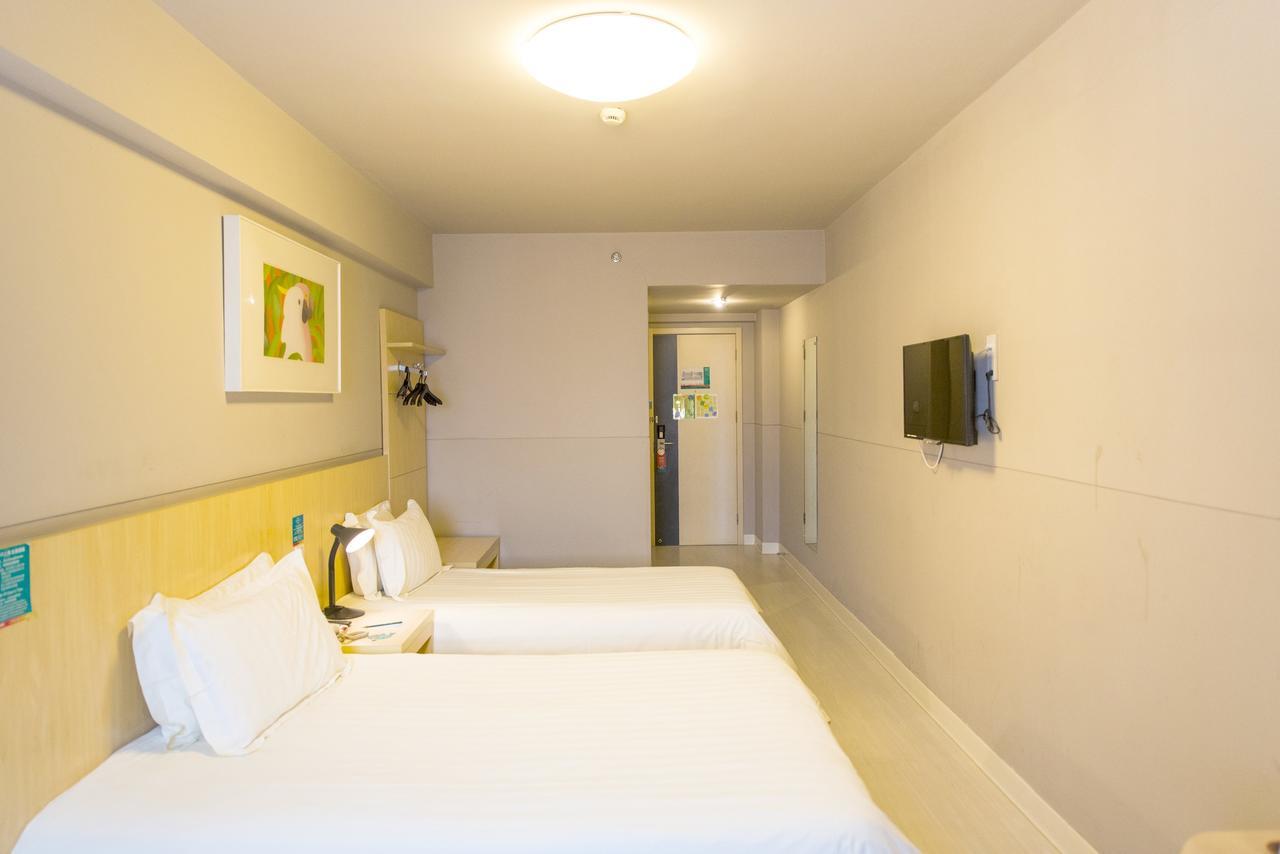 Jinjiang Inn Selected Shenzhen Huanggang Port Huangcheng Plaza מראה חיצוני תמונה